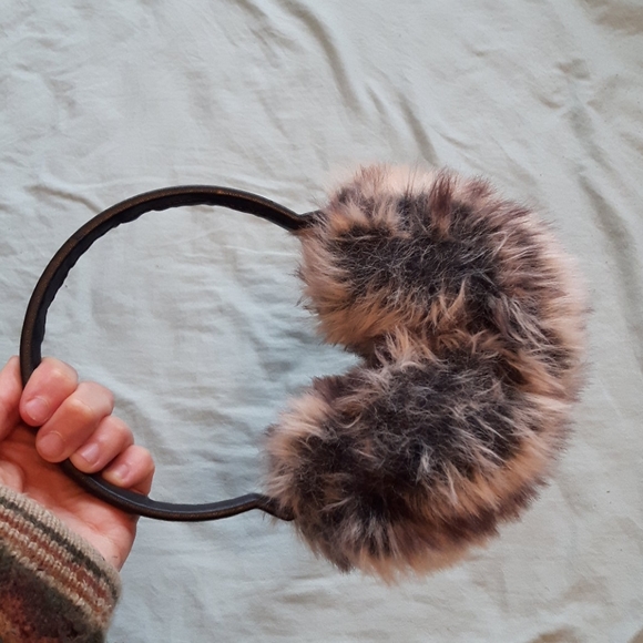 FREE WITH PURCHASE Faux Fur Earmuffs - Picture 2 of 2